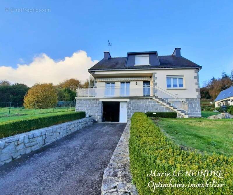 Maison à CAUREL