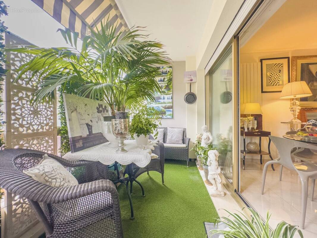 Appartement à CANNES