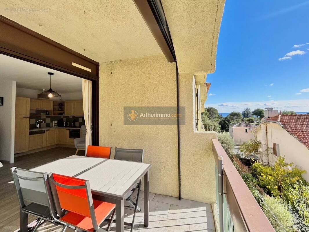 Appartement à FREJUS