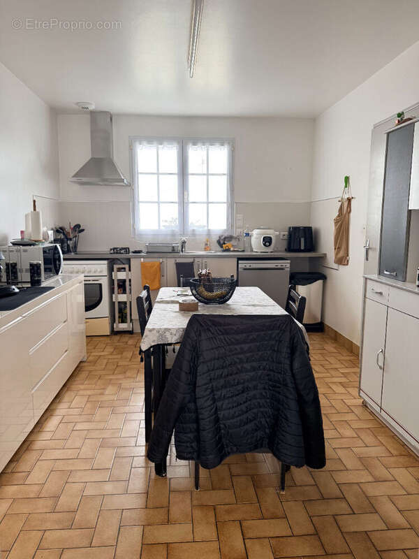 Maison à MONTAIGU