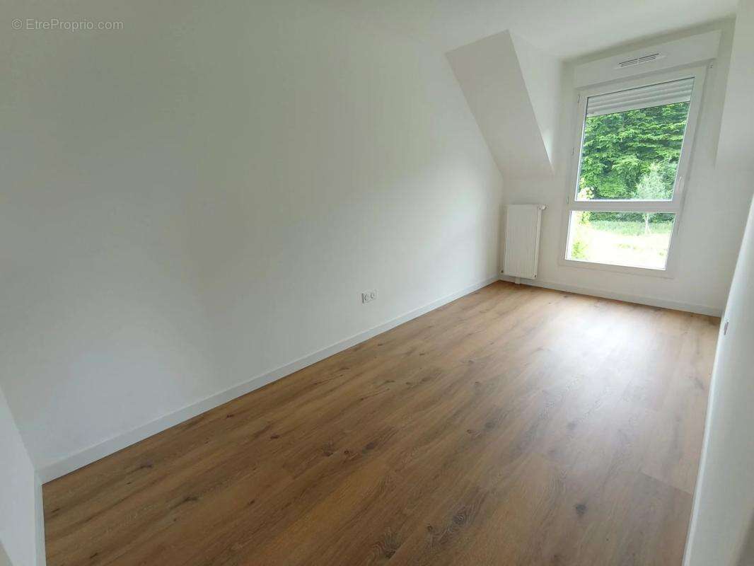 Appartement à BIEVRES