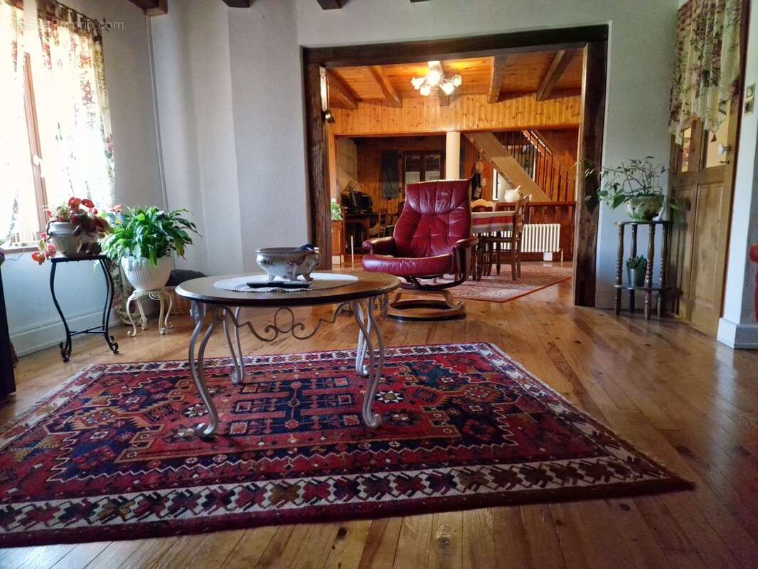 Dpt vosges (88), à vendre proche gerardmer - domaine - ferme rénovée t6 + 3 gites - spe investisseurs - photo 16