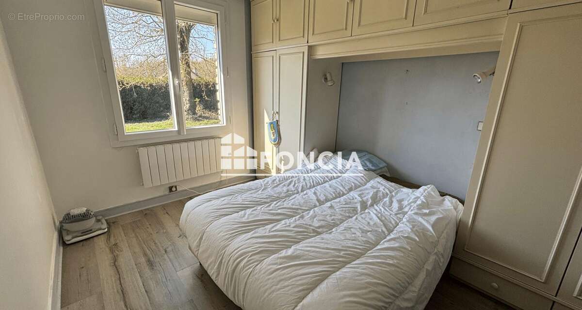 Maison à LE VAL-DAVID