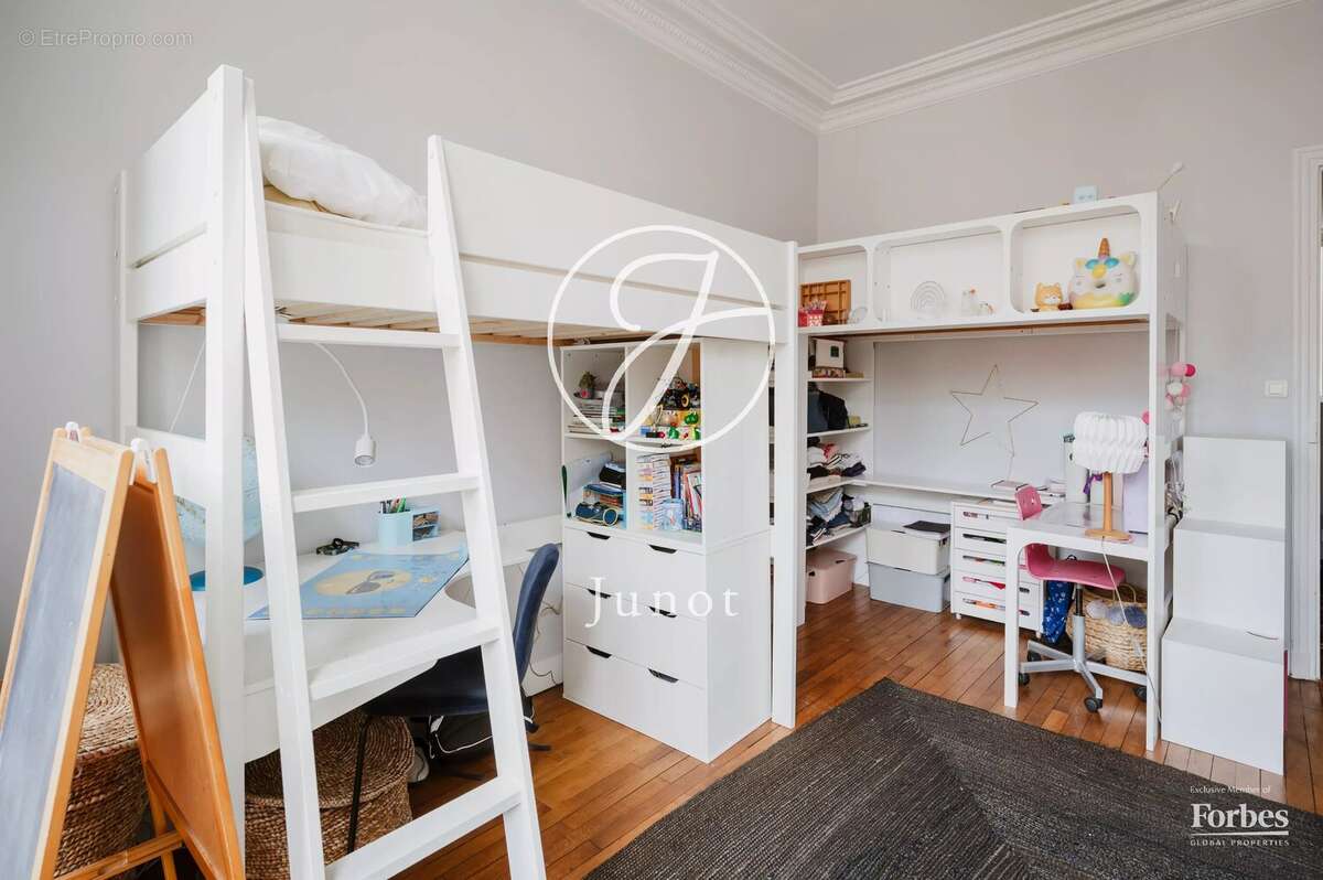 Paris 16e - JASMIN - Appartement - 4 pièces - 89,20m² Carrez - 2 chambres - Balcon - Vue ciel - photo 16