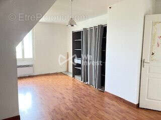 Maison à SAINT-LAURENT-EN-GATINES