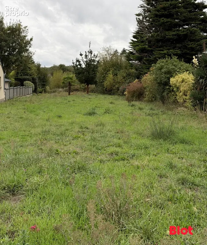 Terrain 557 m² à vendre à Saint-Coulomb (35350) - photo 1
