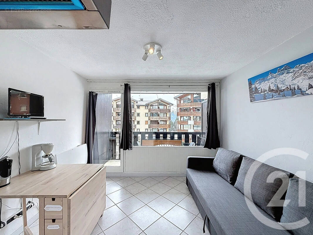 Appartement à MORILLON