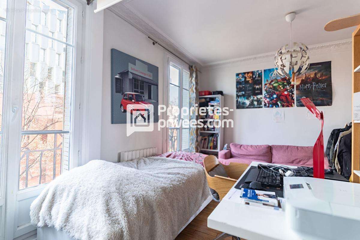 Appartement à PARIS-20E