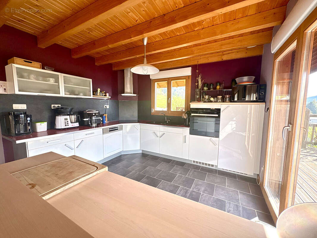 Maison à FAUCOMPIERRE