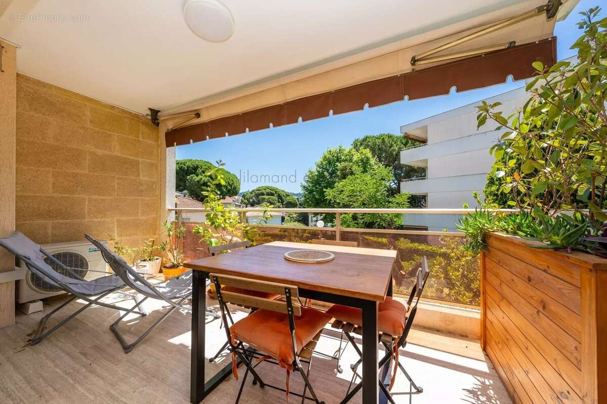 Cannes - proche centre - appartement 2 pieces - balcon - photo 8