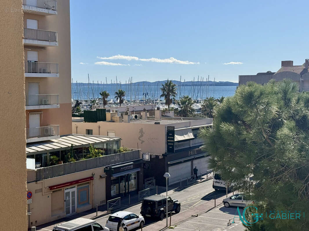Appartement à HYERES