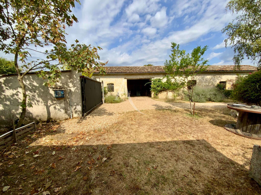 Maison Pons 6 pièce(s) 145 M² - photo 16