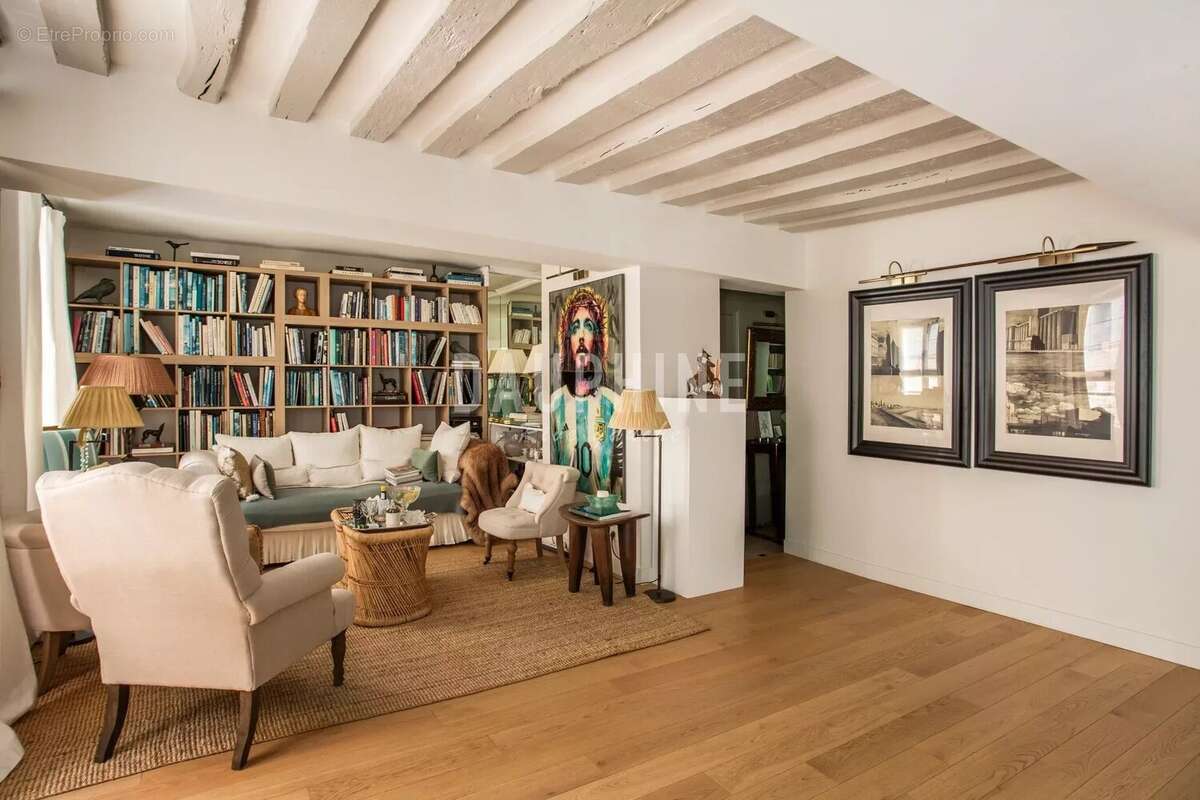 Appartement à PARIS-6E