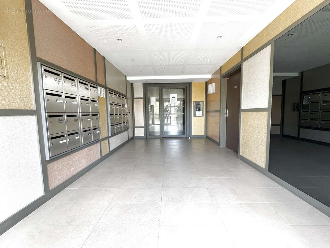 Appartement à LOUVRES