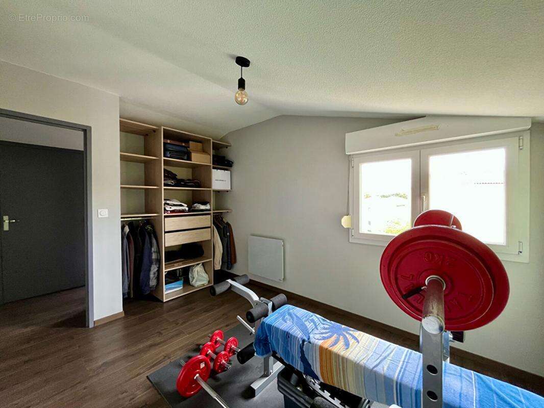 Maison à COLAYRAC-SAINT-CIRQ