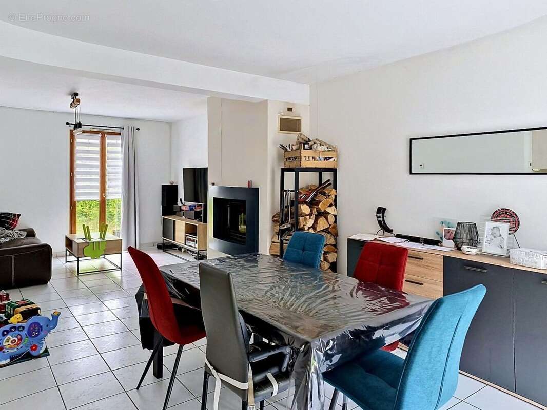 Maison 104 m² à Les Thilliers-En-Vexin  - photo 3
