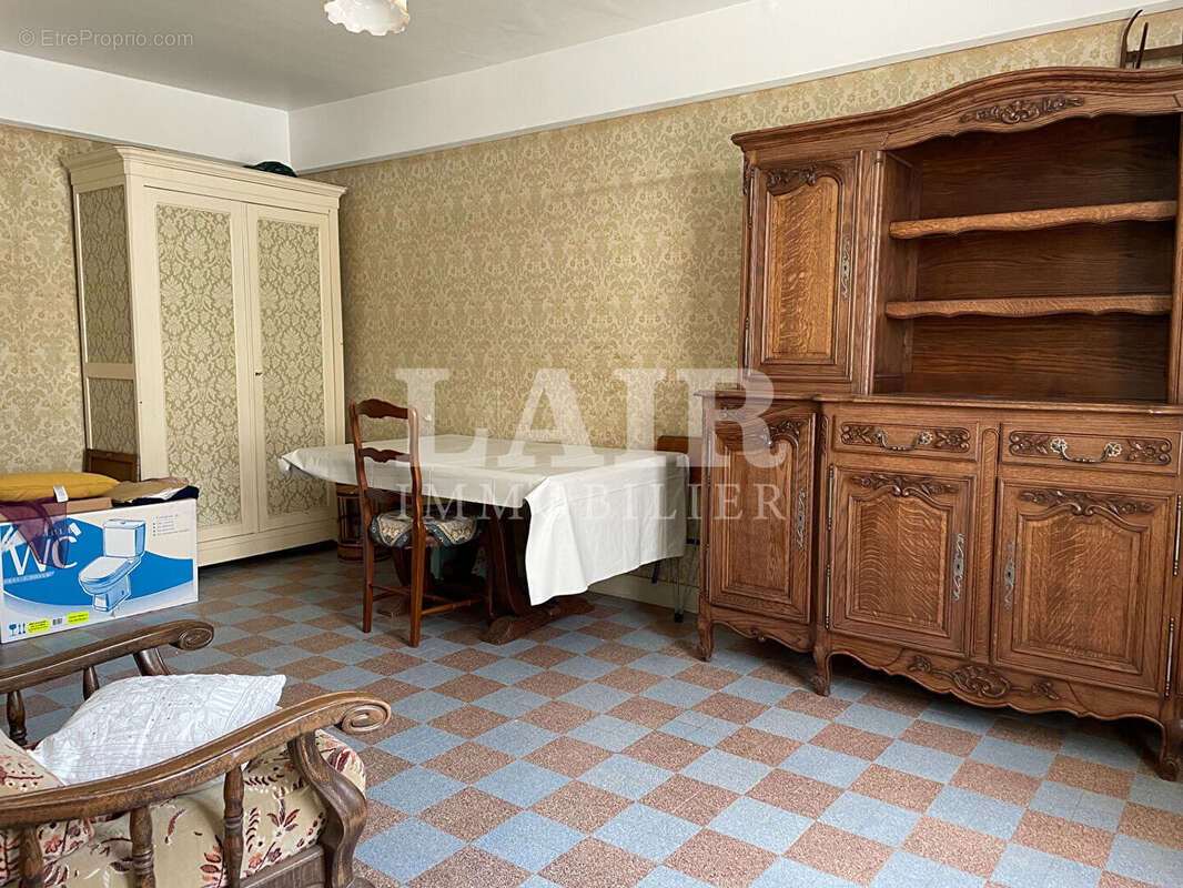 Maison à MAUVES-SUR-HUISNE