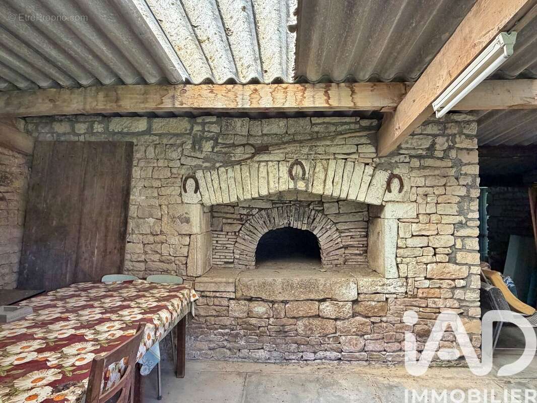 Maison 155 m² à Vervant  - photo 8