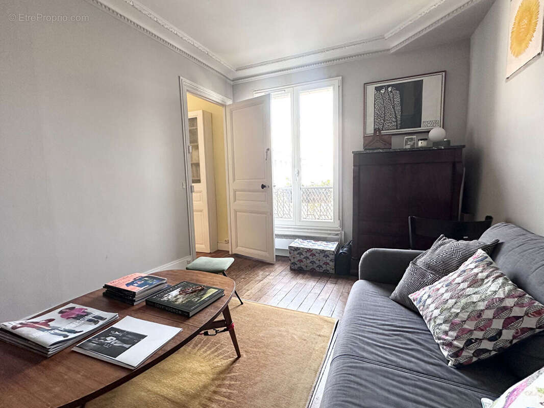 Appartement à PARIS-18E