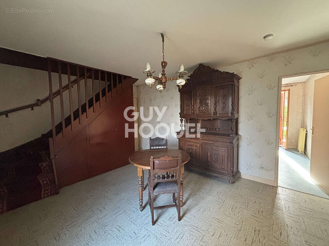 Maison à LE BLANC-MESNIL