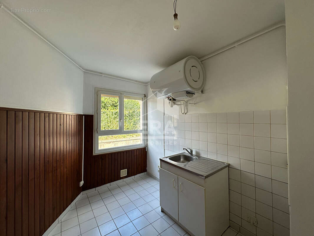 Appartement 74m² à châteauroux - photo 3