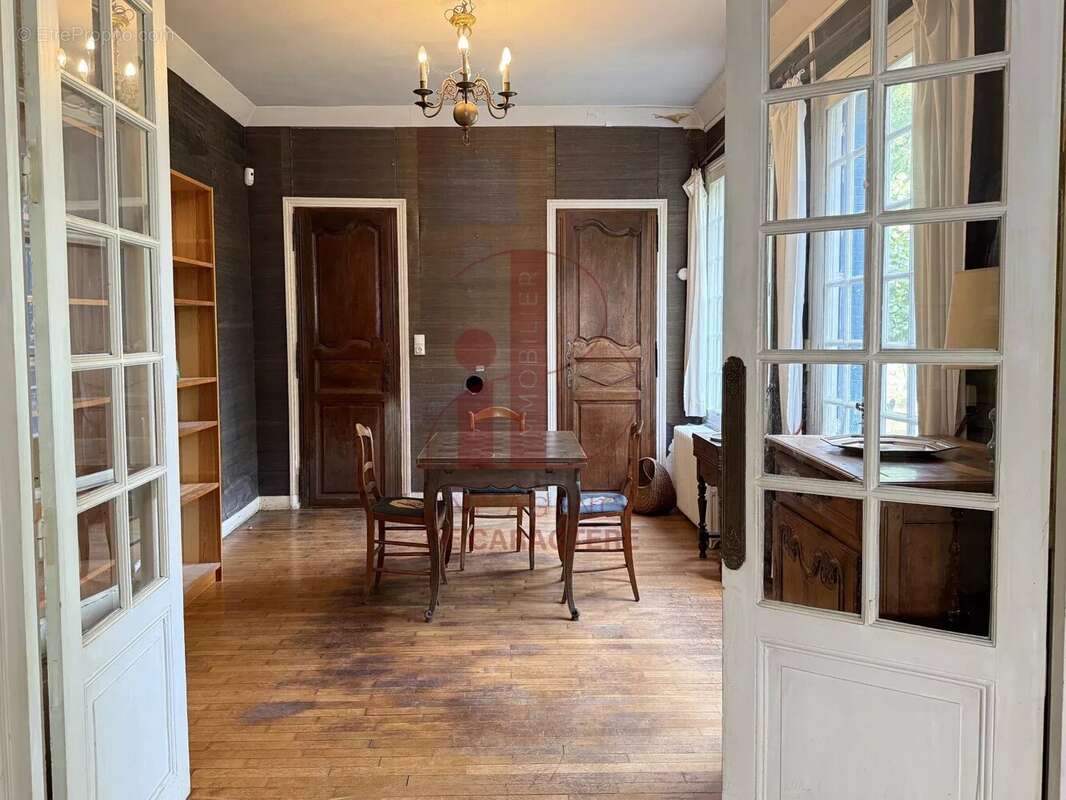 Maison à FONTAINEBLEAU