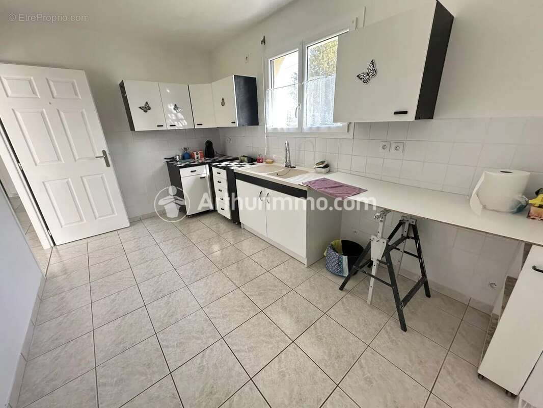 Maison à SAINT-LEON-SUR-L'ISLE