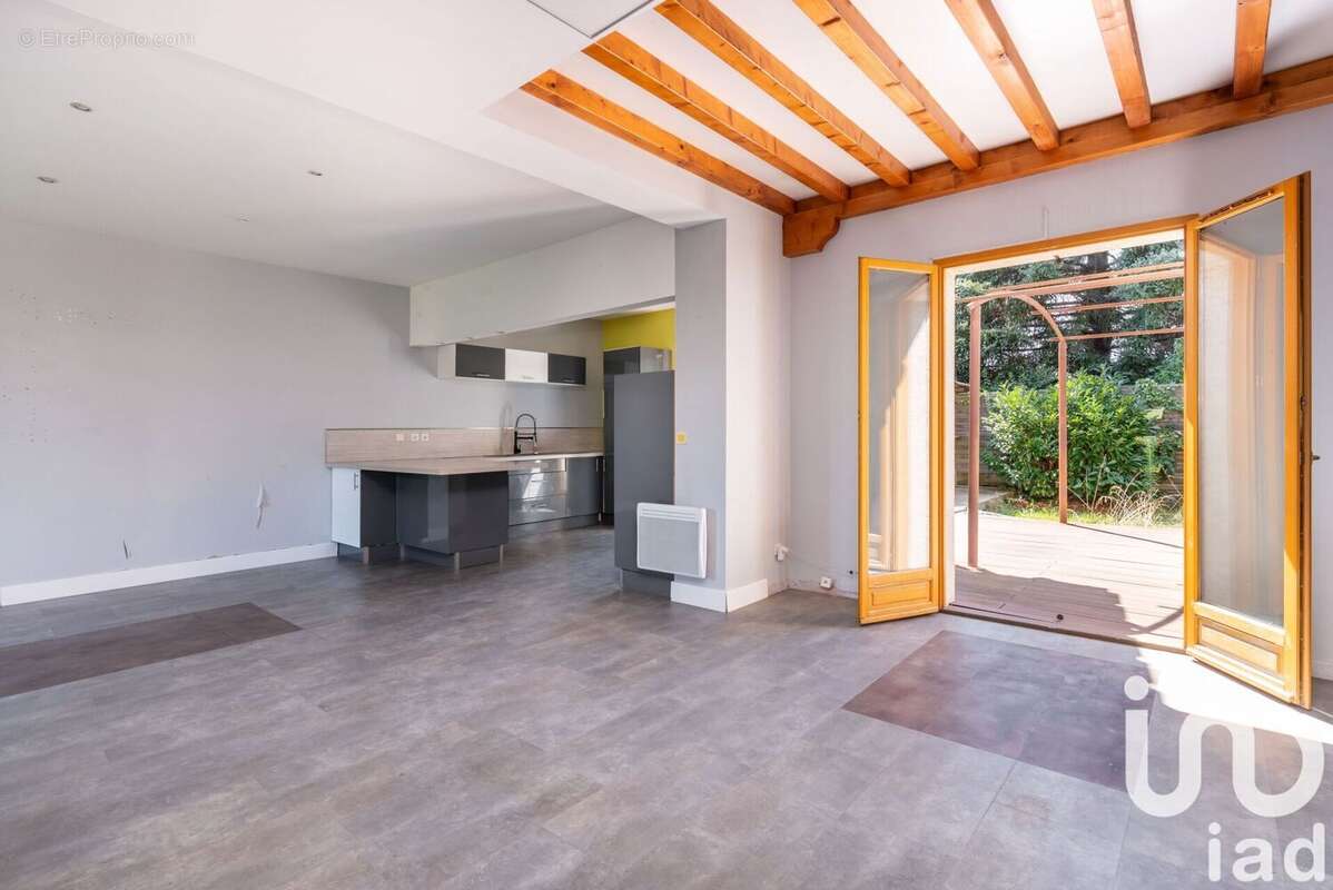 Photo 7 - Maison à MEYZIEU