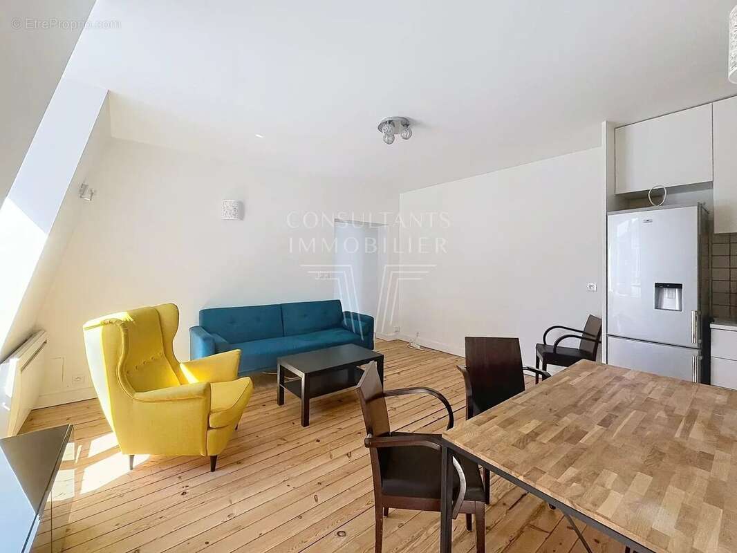 Appartement à PARIS-14E