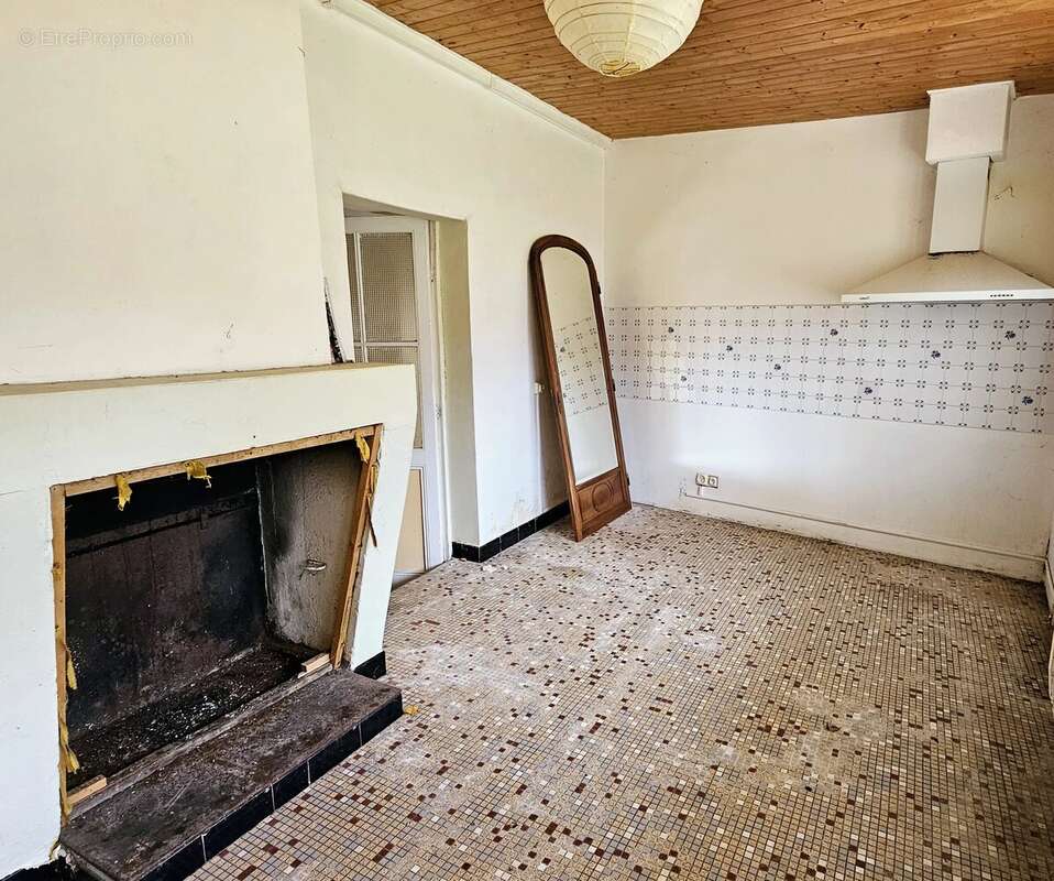 Maison à MONSEGUR