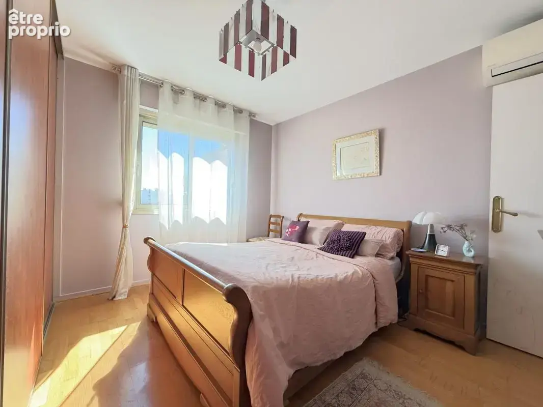 Appartement T4 de 108 m² - 3 Chambres - LYON 3 - photo 13