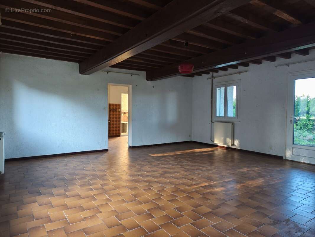 Maison à PONT-DE-VAUX