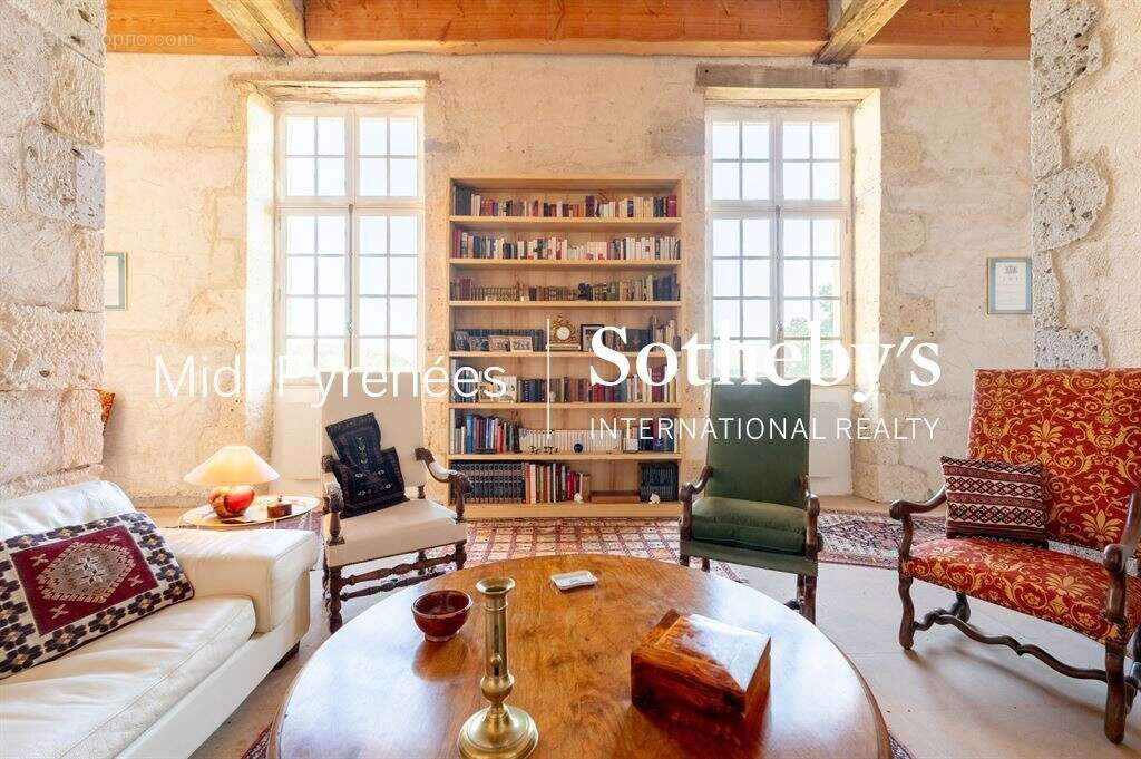 Maison à LARROQUE-ENGALIN