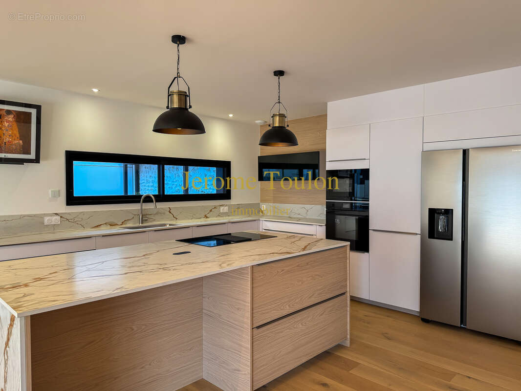 Maison à VAUX-SUR-MER