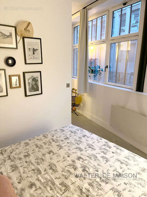 Appartement à PARIS-17E