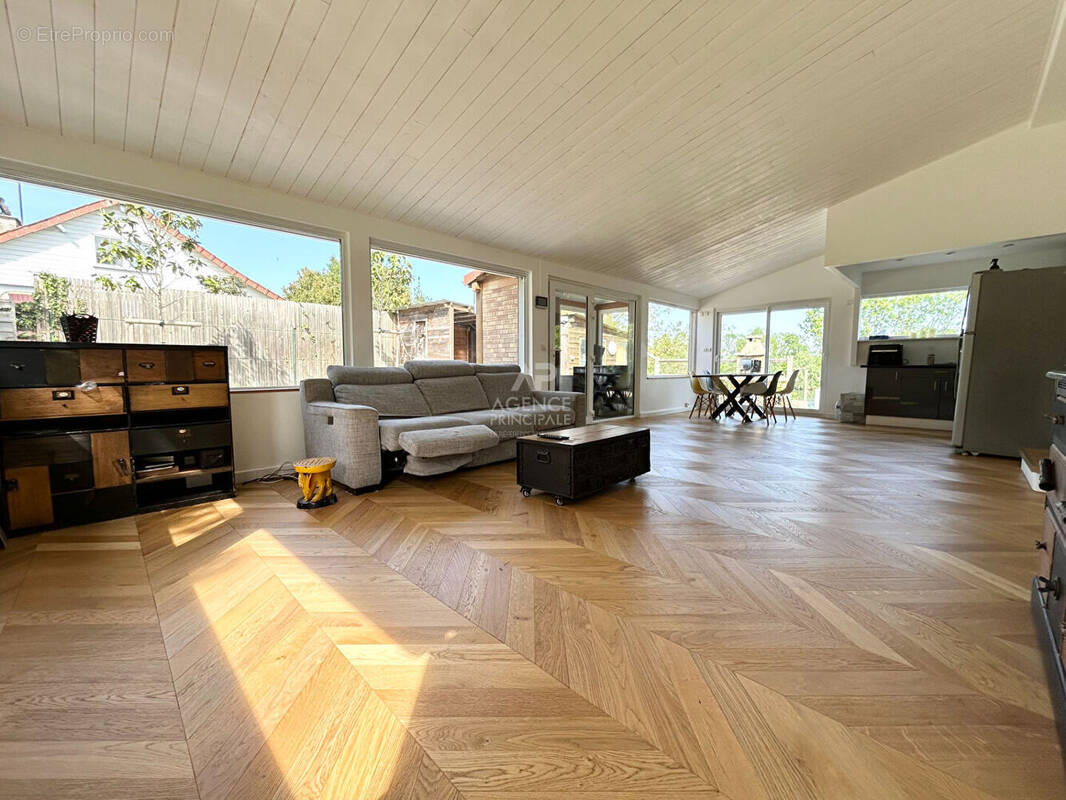 Maison à CARRIERES-SOUS-POISSY