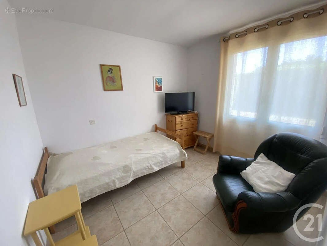 Maison 7 pièces 222 m² à vendre à Ortaffa (66560) - photo 11