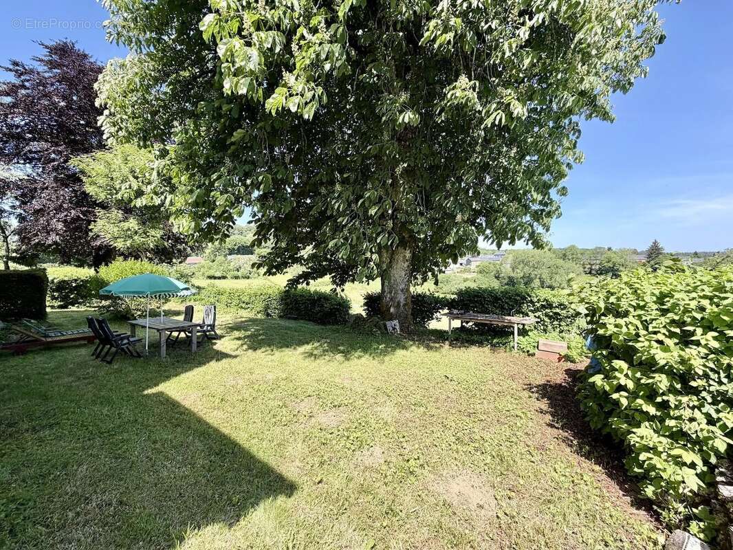 Maison indépendante à vendre avec une vue magnifique près du Lac des Settons - photo 25