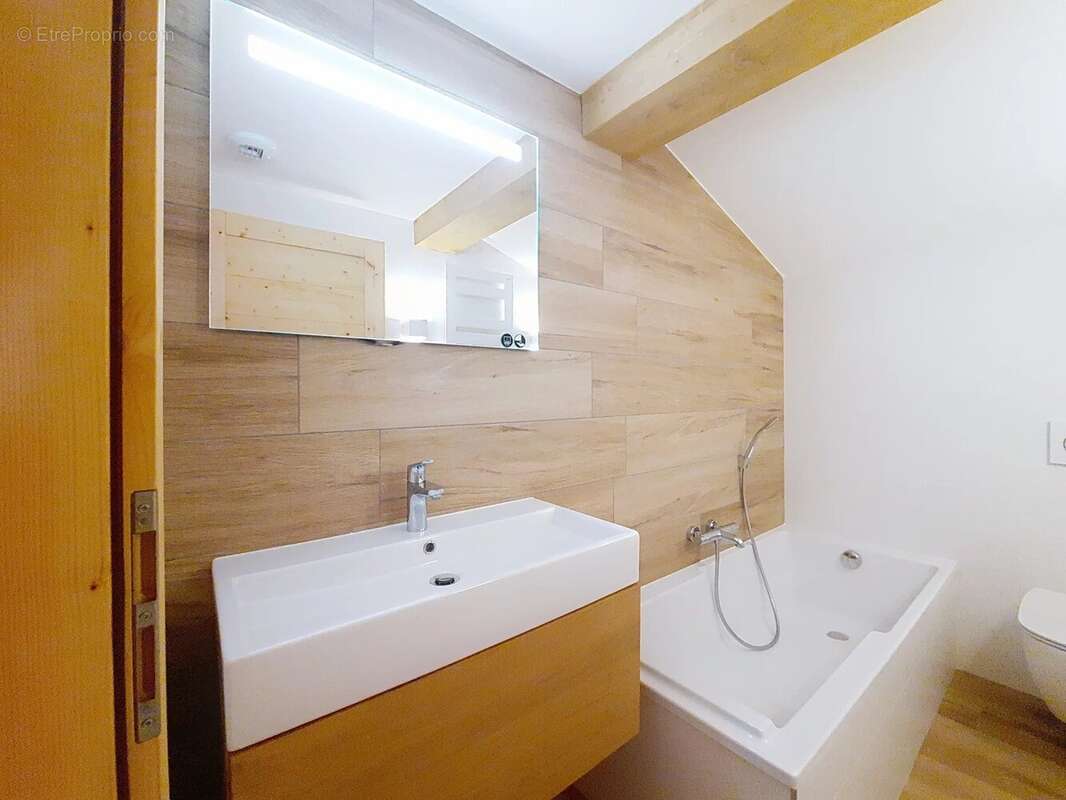 Appartement à CHATEL