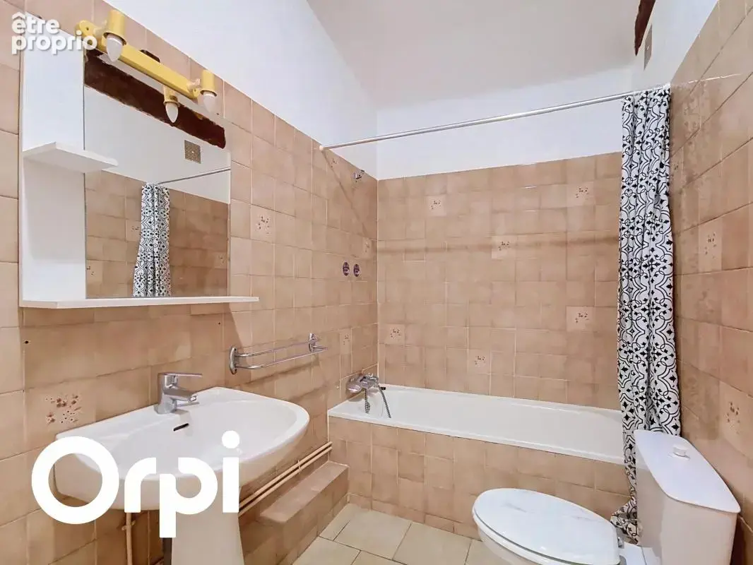 A vendre, centre historique de TOULON (83000), T1bis 44m² 3ème étage, d'autres lots a vendre dans le même immeuble - photo 8