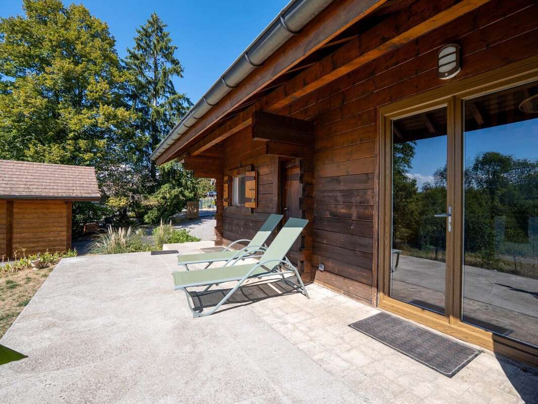 Maison 74 m² à Champanges  - photo 9