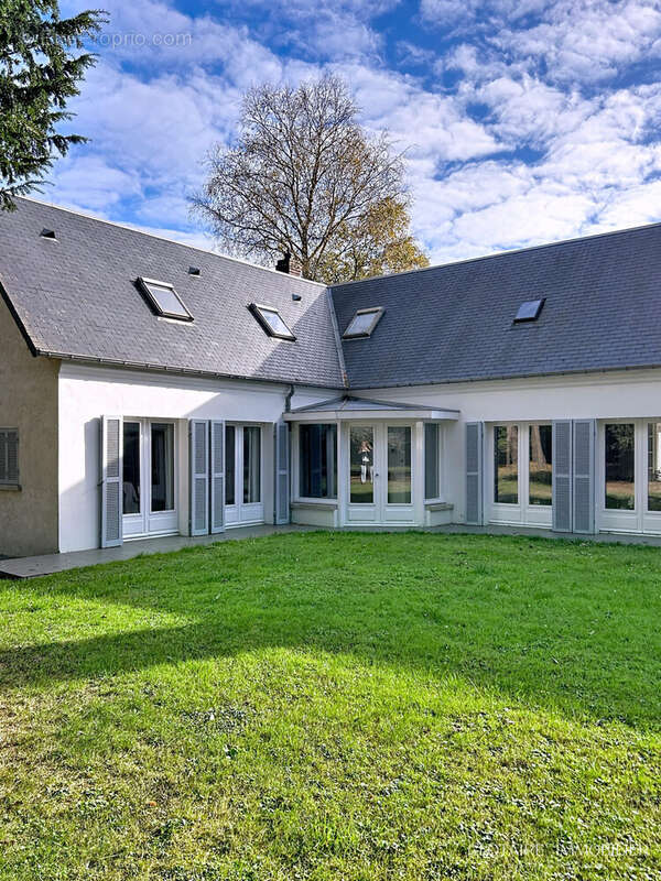 Maison 340 m² à Arvillers  - photo 7