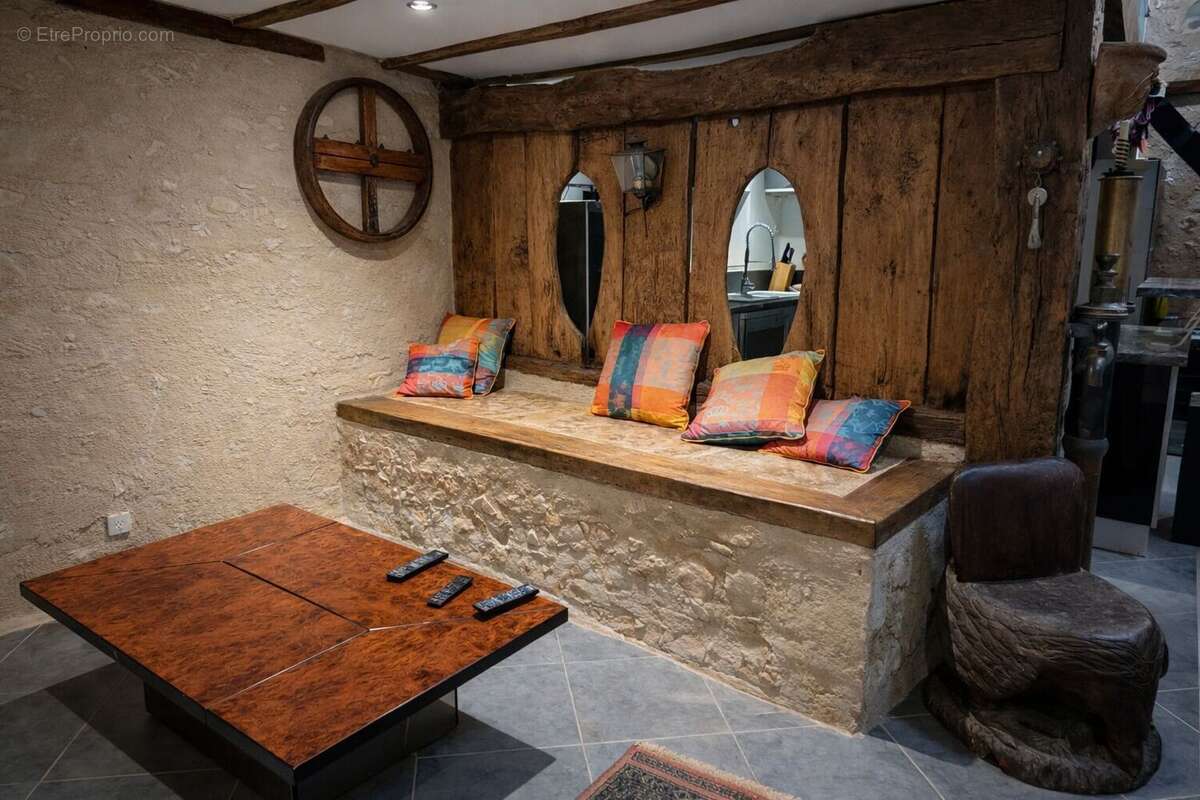 Petit salon - Maison à CUBJAC