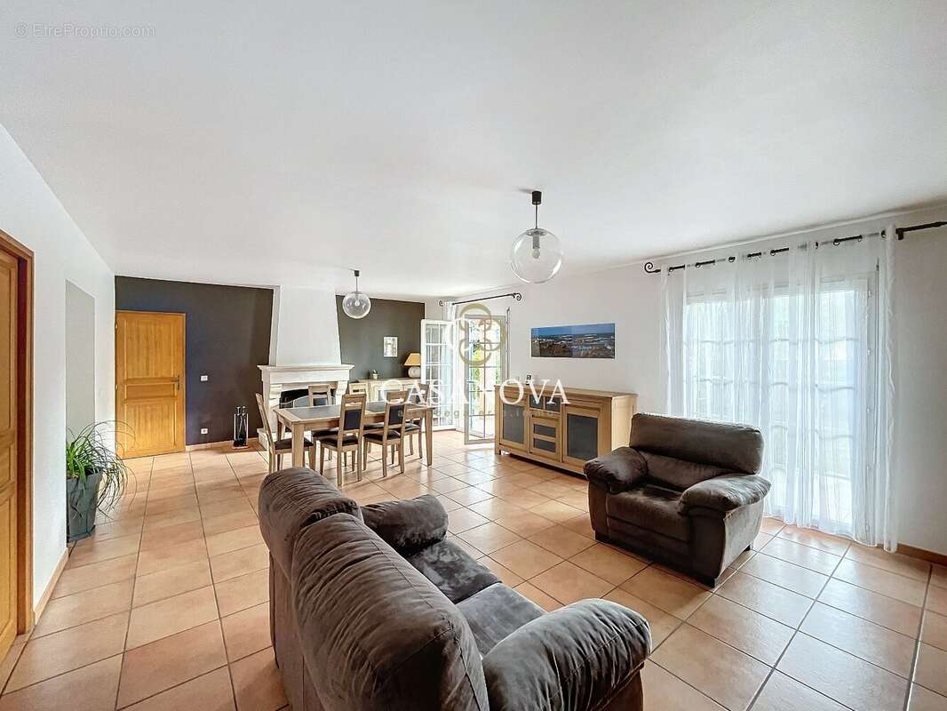 Maison à CLERMONT-L&#039;HERAULT