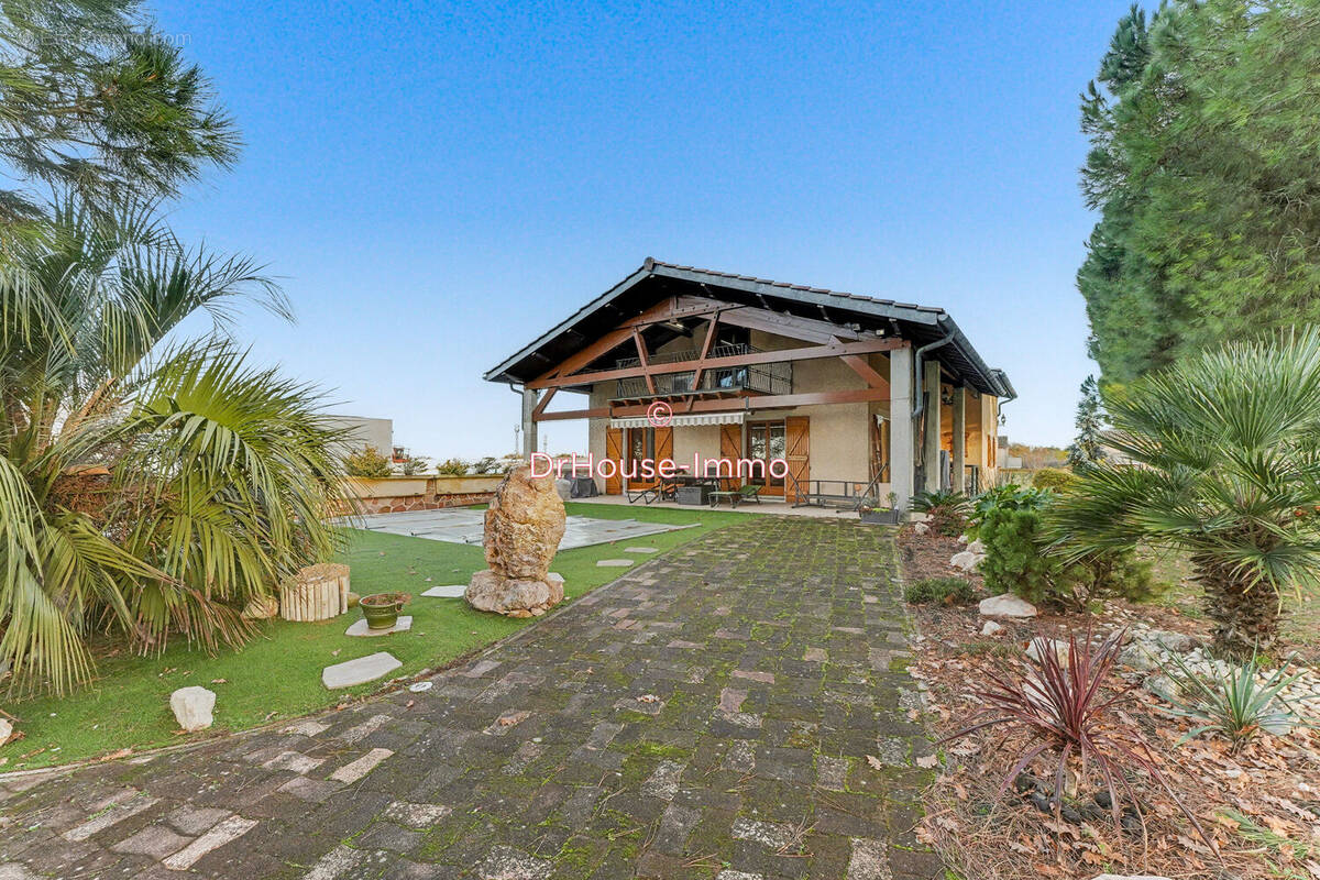 Maison à PECHBONNIEU