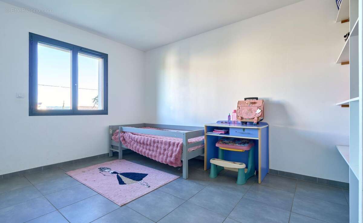 Maison à SAINTE-TULLE