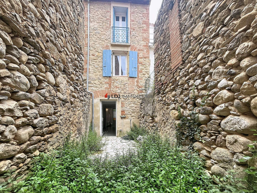 Maison 110 m² à Prades  - photo 3
