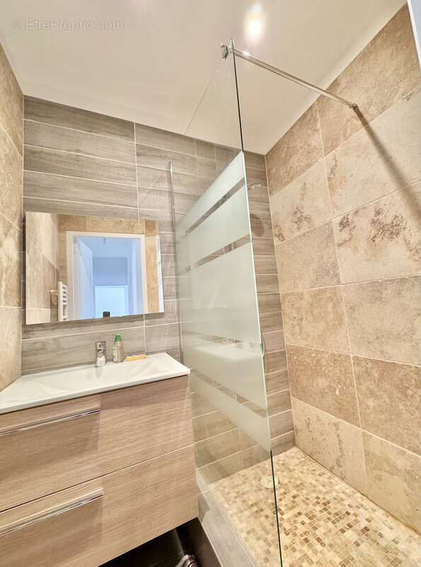 Appartement à FAYENCE