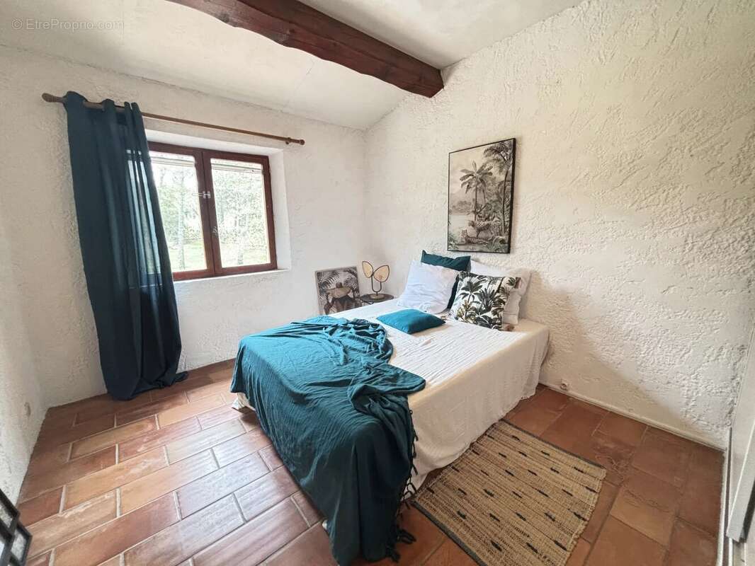 Maison à FIGANIERES