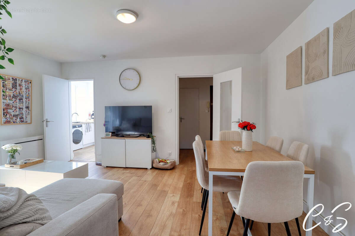 Appartement 47 m² à Quimper  - photo 3